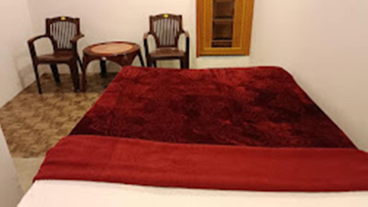 Hotel Paradise Inn Nagaon  외부 사진